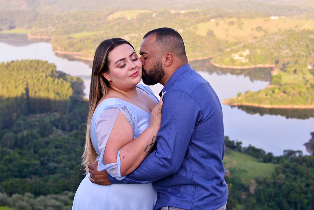Flávio & Josiane — Morro do Capuava, Pirapora do Bom Jesus. Produtora Bride