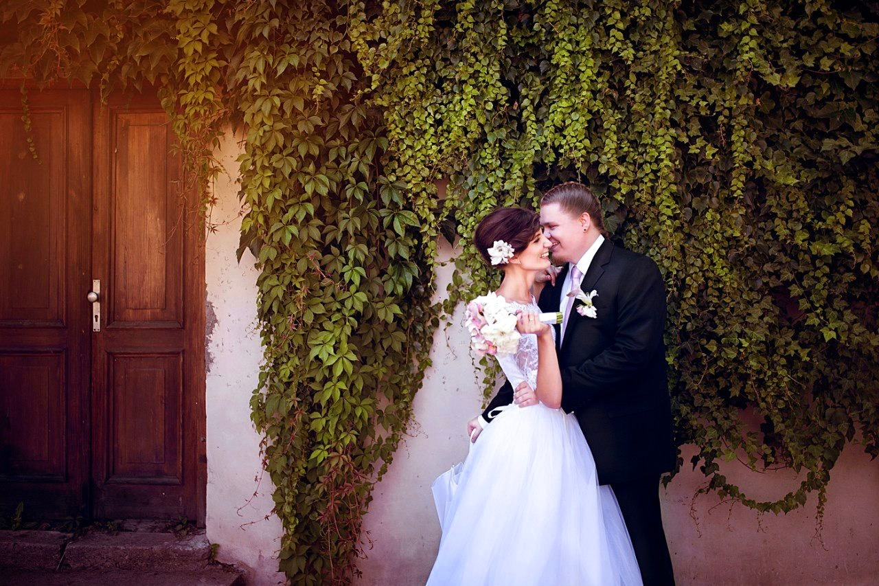 Wedding photography in Singapore. Photographer in Singapore Kate Bird