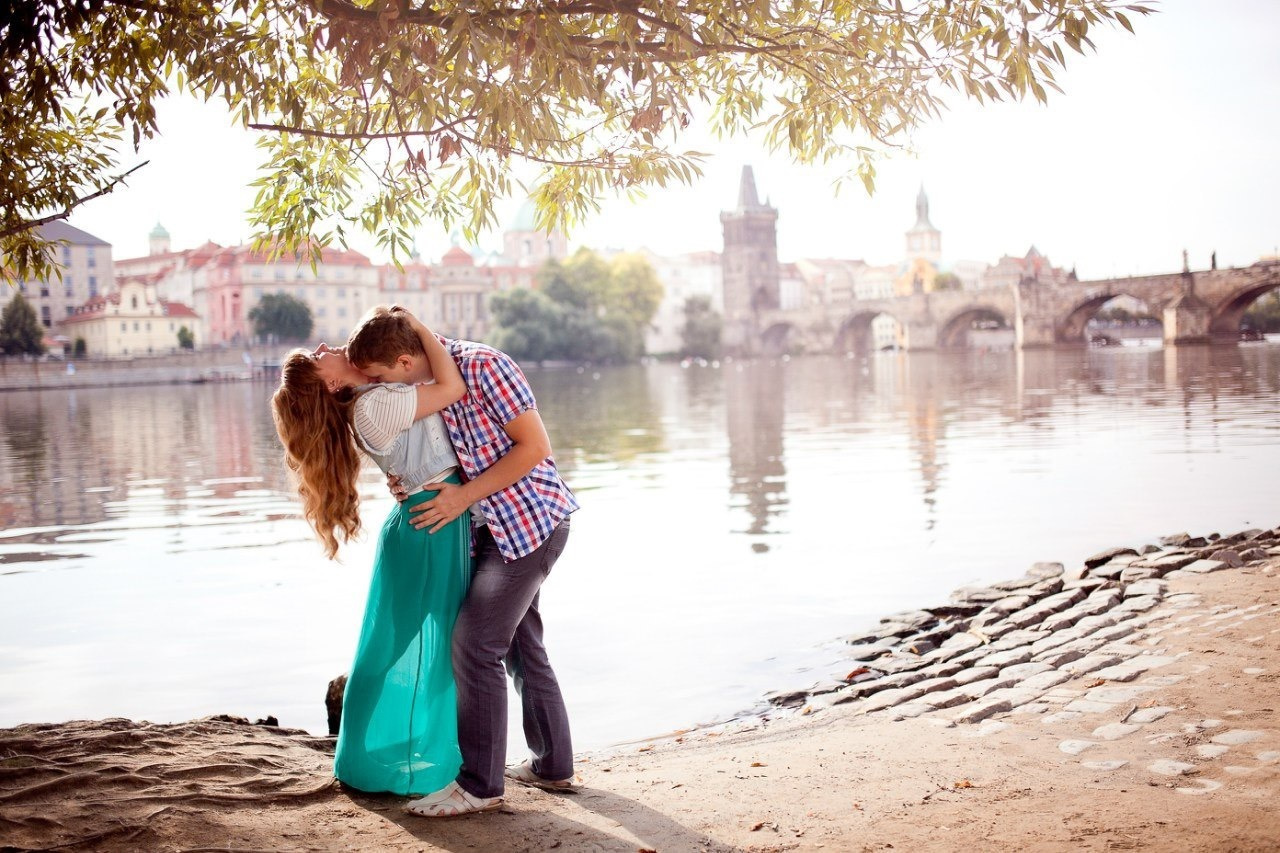 Pre-wedding photography in Singapore. Photographer in Singapore Kate Bird