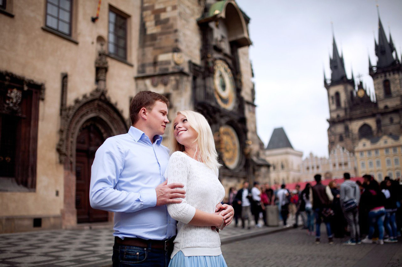 Pre-wedding photography in Singapore. Photographer in Singapore Kate Bird