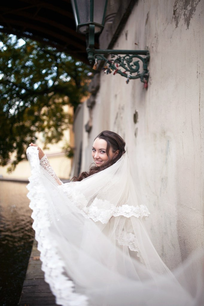 Wedding photography in Singapore. Photographer in Singapore Kate Bird