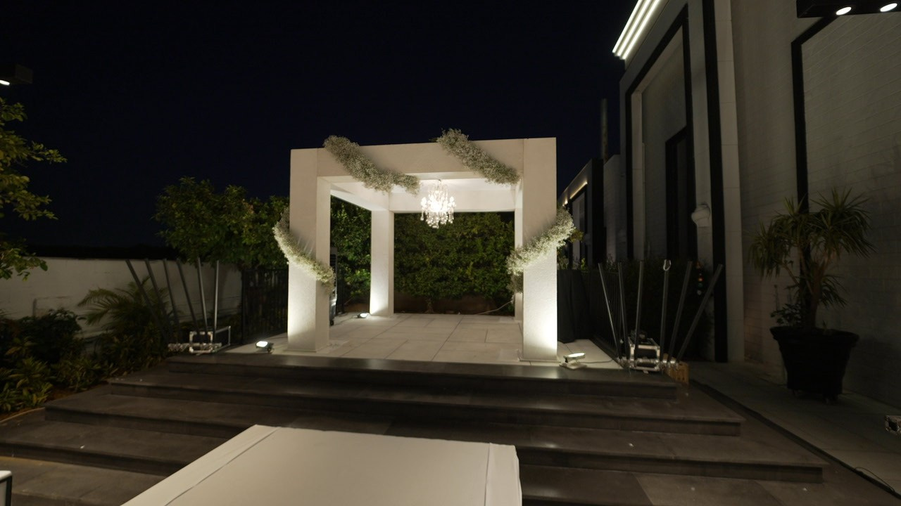 VIA / BASICO. Wedding and events photographers Studio Shalom