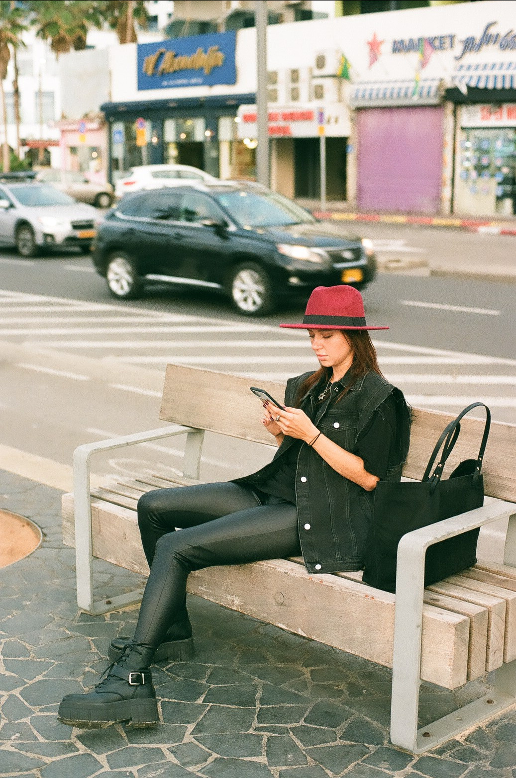 София. Film photographer