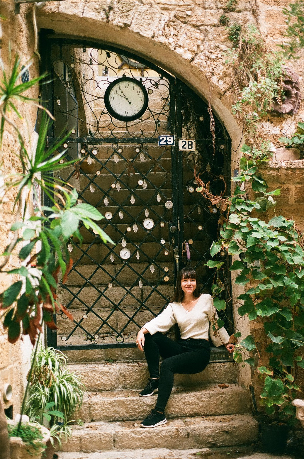 Ксюша с мамой. Film portrait photographer