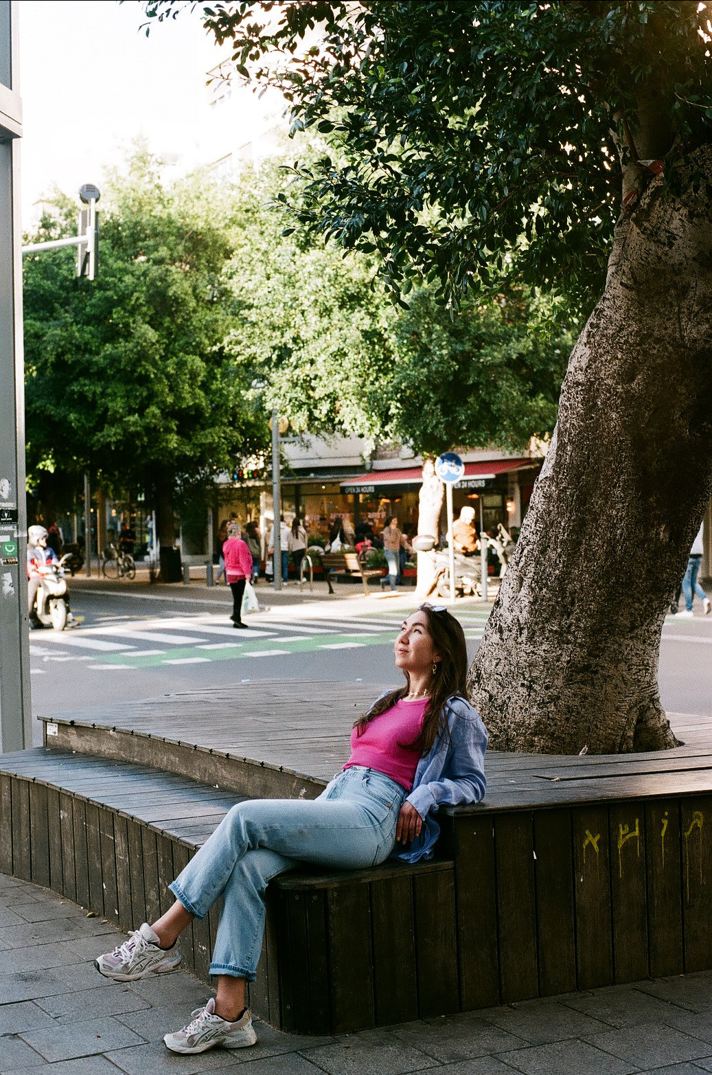 София. Film photographer