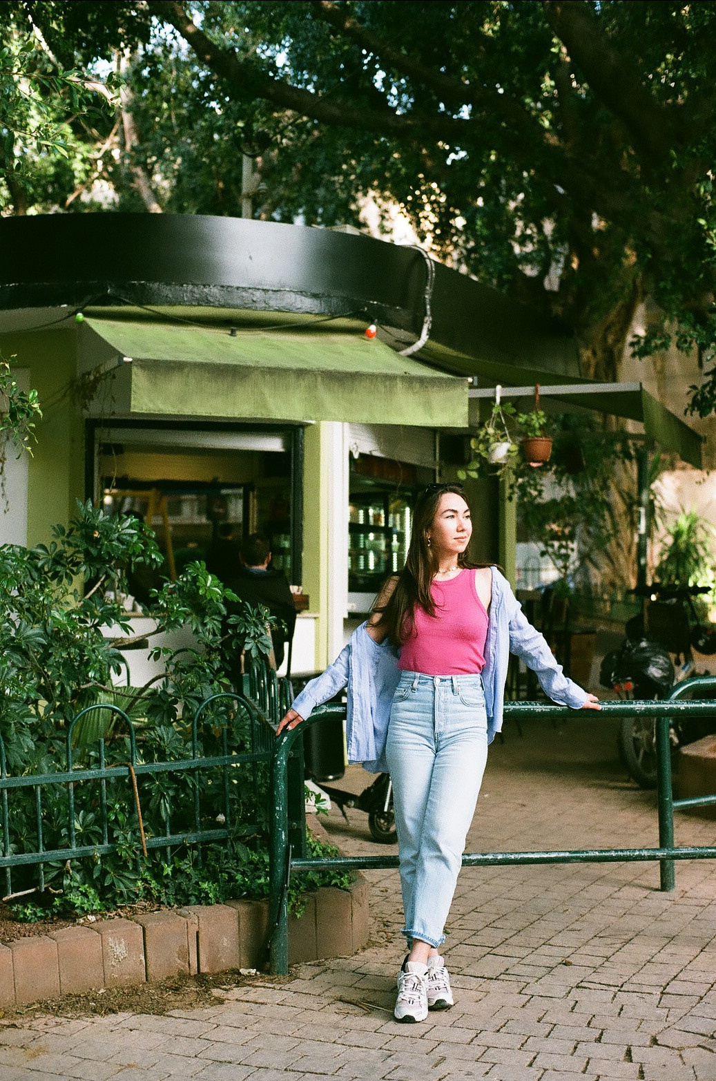 София. Film photographer