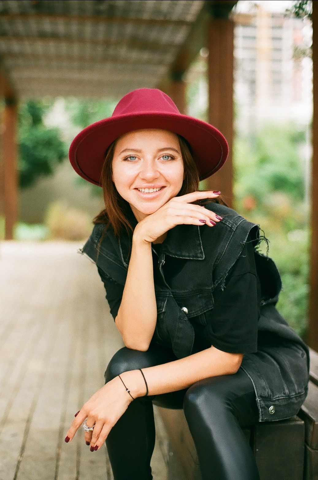 София. Film photographer