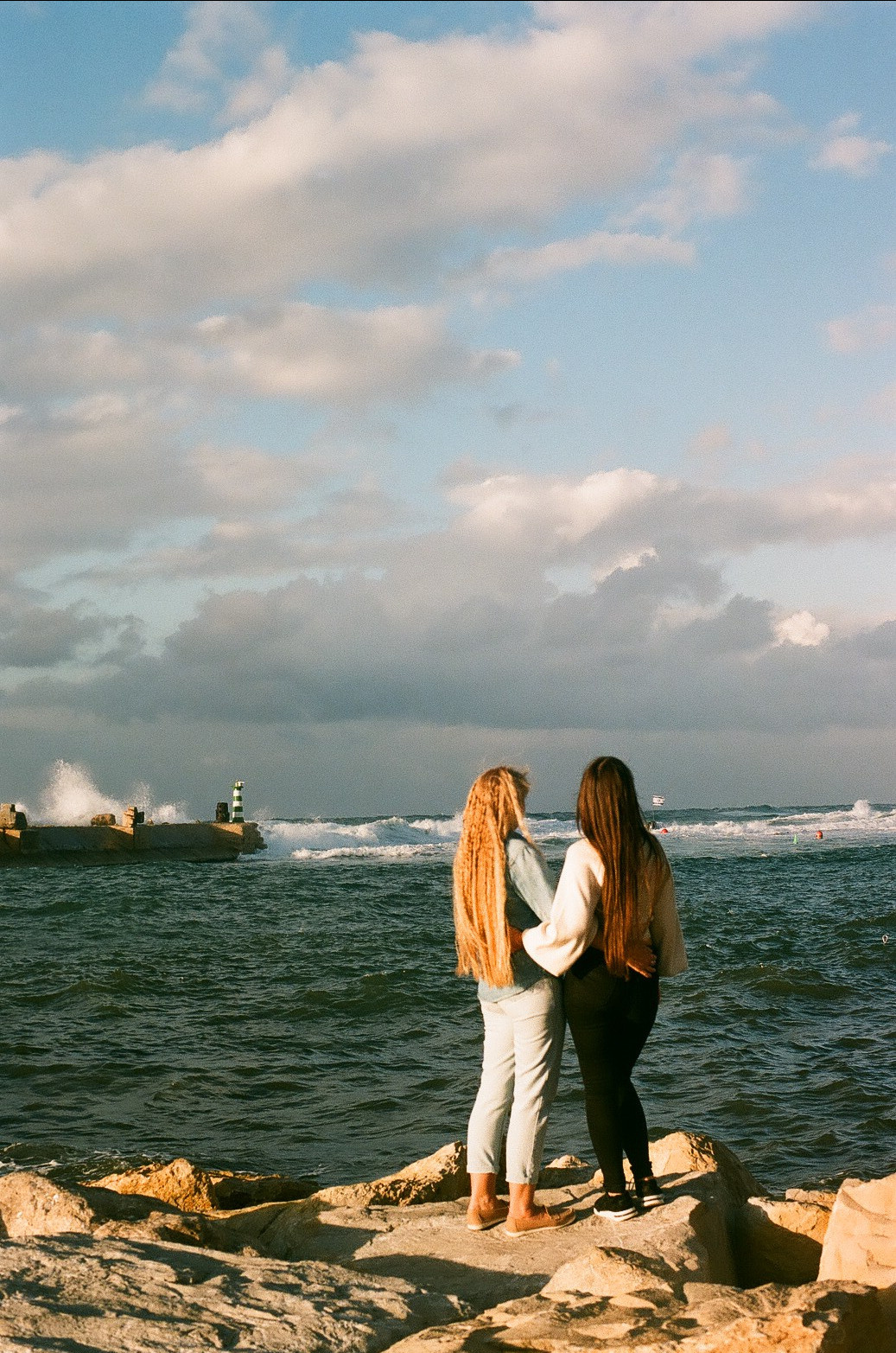 Ксюша с мамой. Film portrait photographer