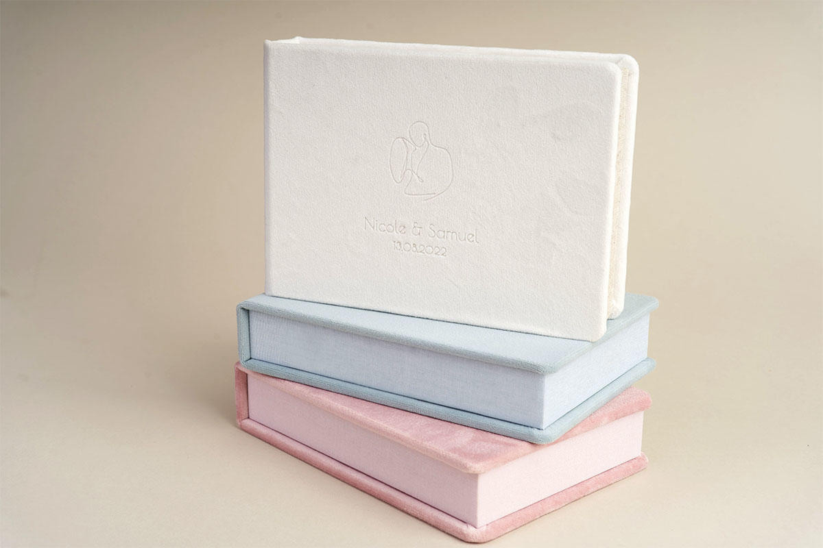 USB-Stick inkl. Box Preis: ab 55,- €. Photo & Make-up Galina Neuberger. Fotografin & Vigasistin aus Bohmte