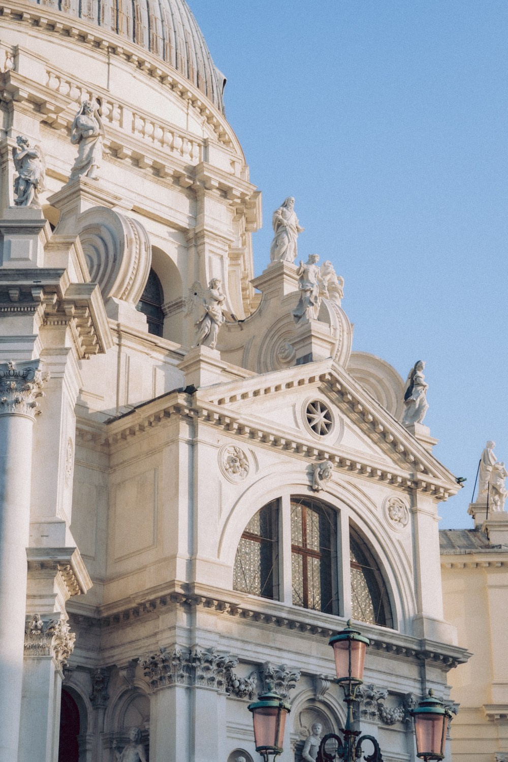 From Venice with Love. Anastasiia Buchinskaia Fotografa Milano