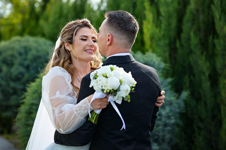 Catalina & Roger. Fotograf Nuntă Constanța - Moments by Gub