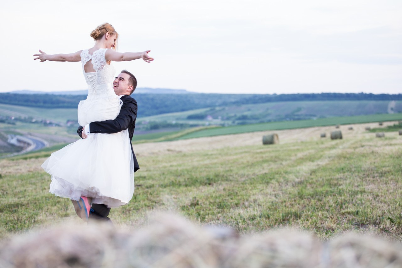 Carmen & Ionut by fotograf nunta Neamt — Eduard Schiopu
