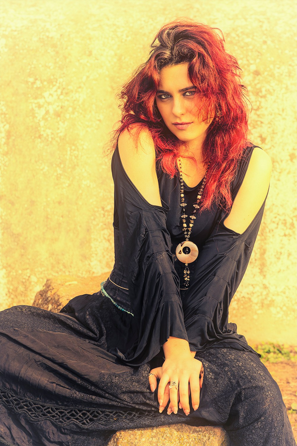 Katie Bassanesi. Glow Pixel