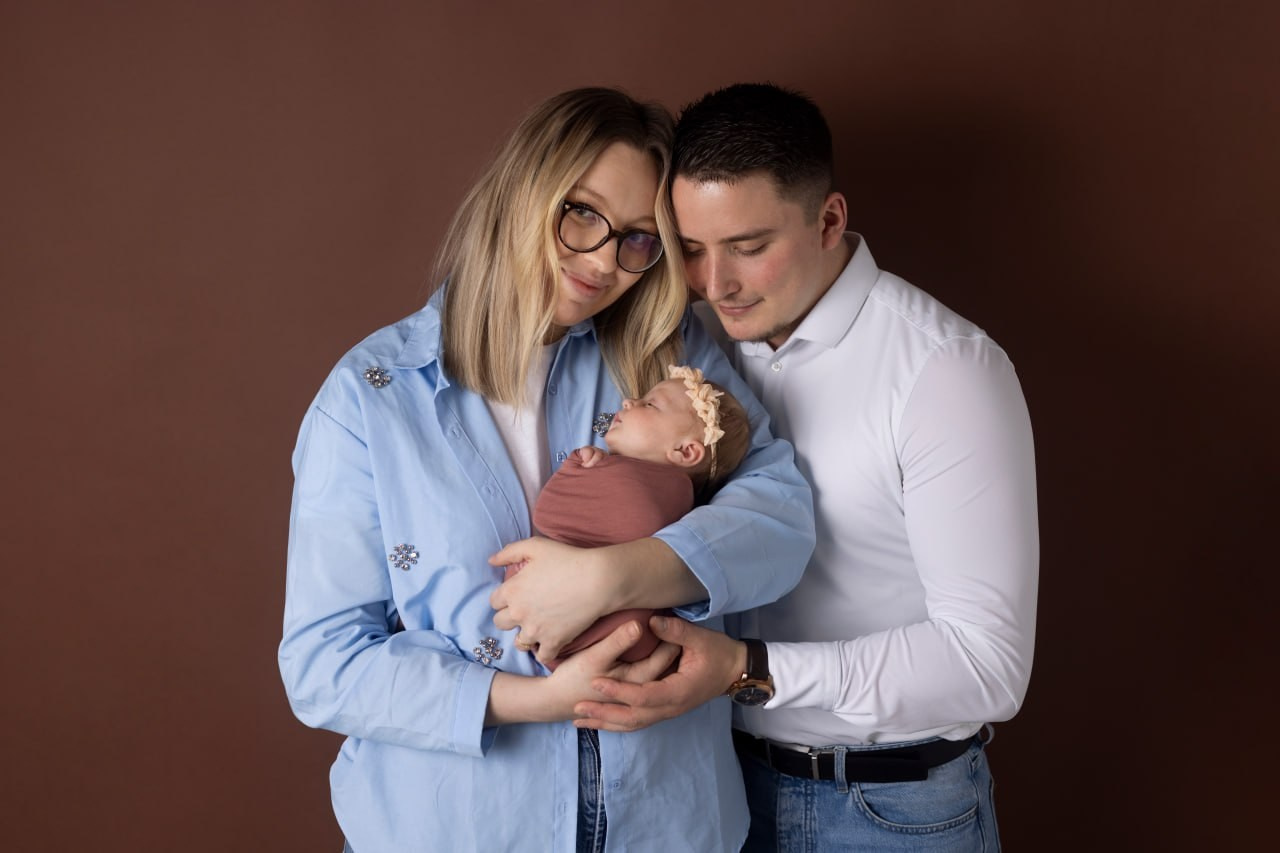 Photographe famille a Bourges seance nouveau ne 