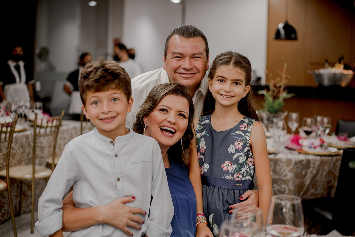 Waldeana - 70 anos. Fotógrafa de Eventos em São Paulo e Sorocaba Kika Damasceno