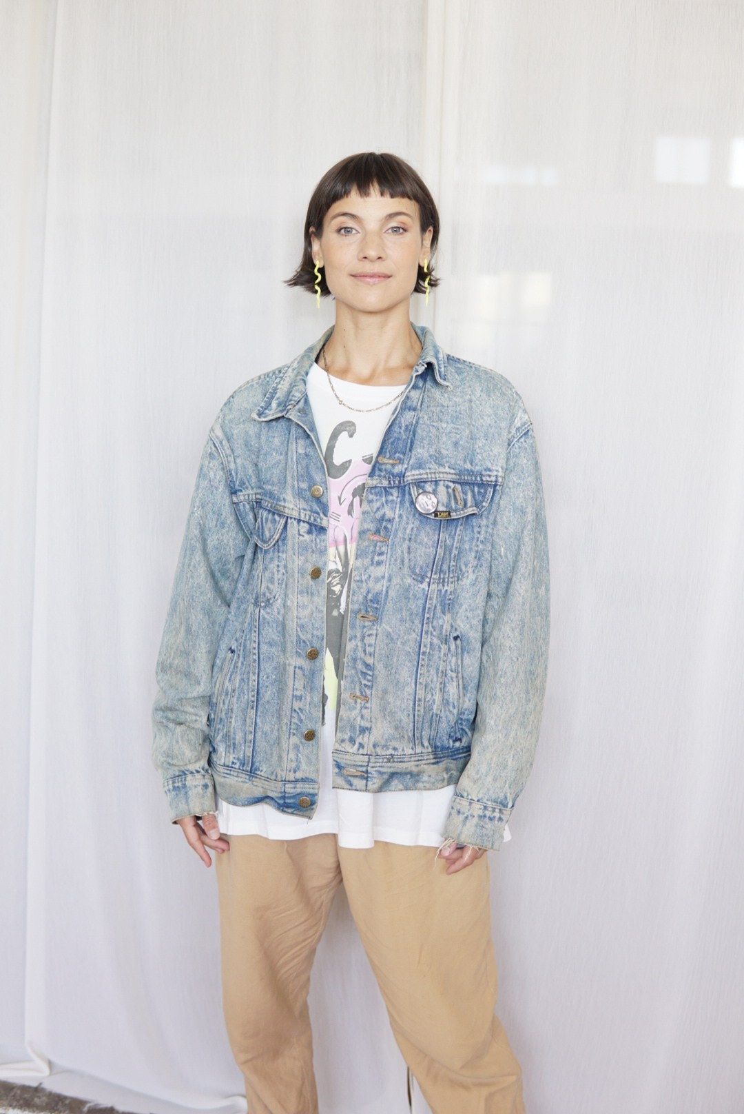 Rebranding photoshoot. Visual Art by Life Artist, Shiva Marchand