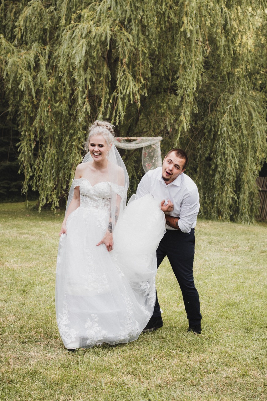 Dana Lišková - Wedding and couple photographer Prague - Wedding photographer Prague - Couple photography - Wedding portraits