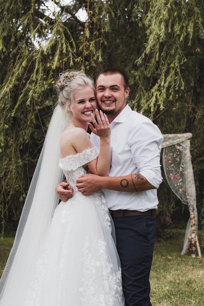 Dana Lišková - Wedding and couple photographer Prague - Wedding photographer Prague - Couple photography - Wedding portraits