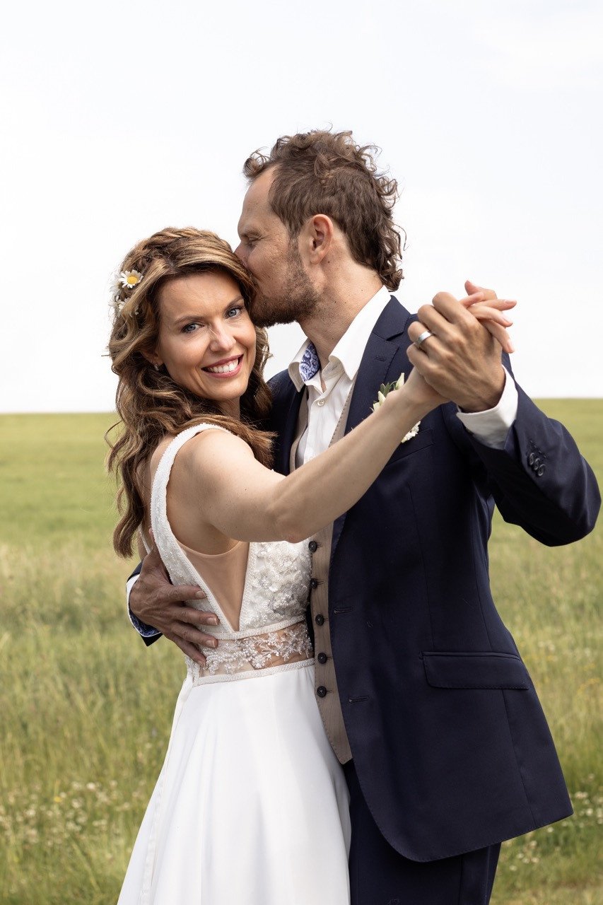 Dana Lišková - Wedding and couple photographer Prague - Wedding photographer Prague - Couple photography - Wedding portraits