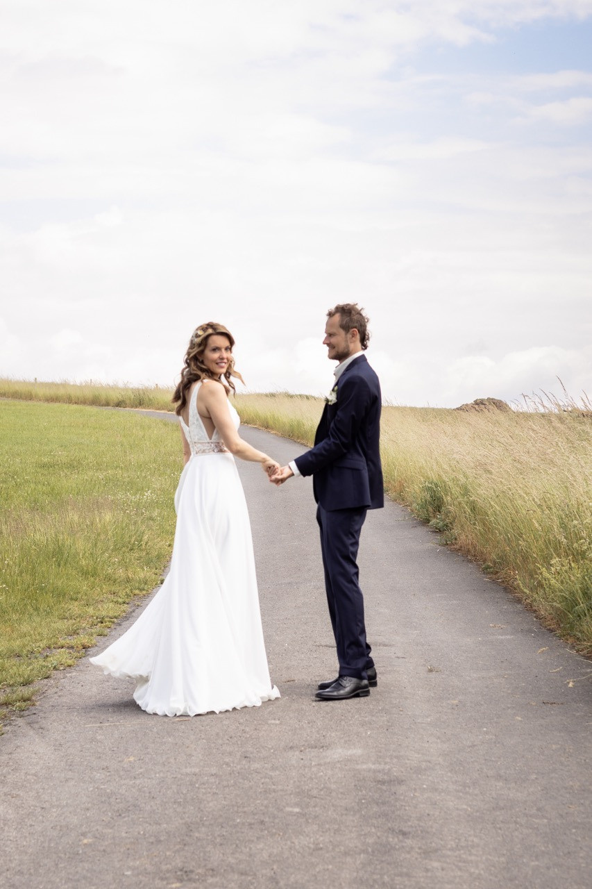 Dana Lišková - Wedding and couple photographer Prague - Wedding photographer Prague - Couple photography - Wedding portraits