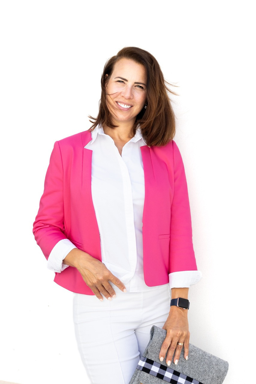 Dana Lišková - Portrétní a brandová fotografka Praha - Byznys portrét Praha - Brandové foto praha - Byznys portrét Praha