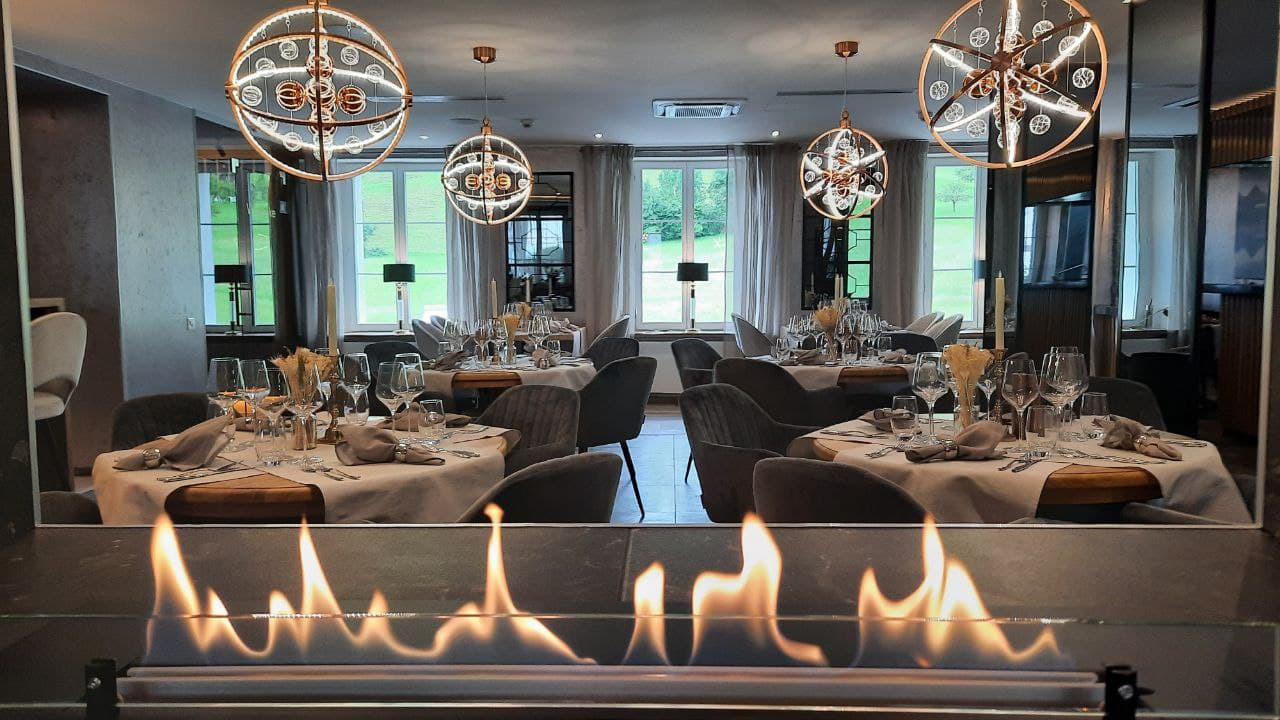 Hotel Himmelrich, Kriens, Šveice. Interjera dizaina studija 4 Stūri