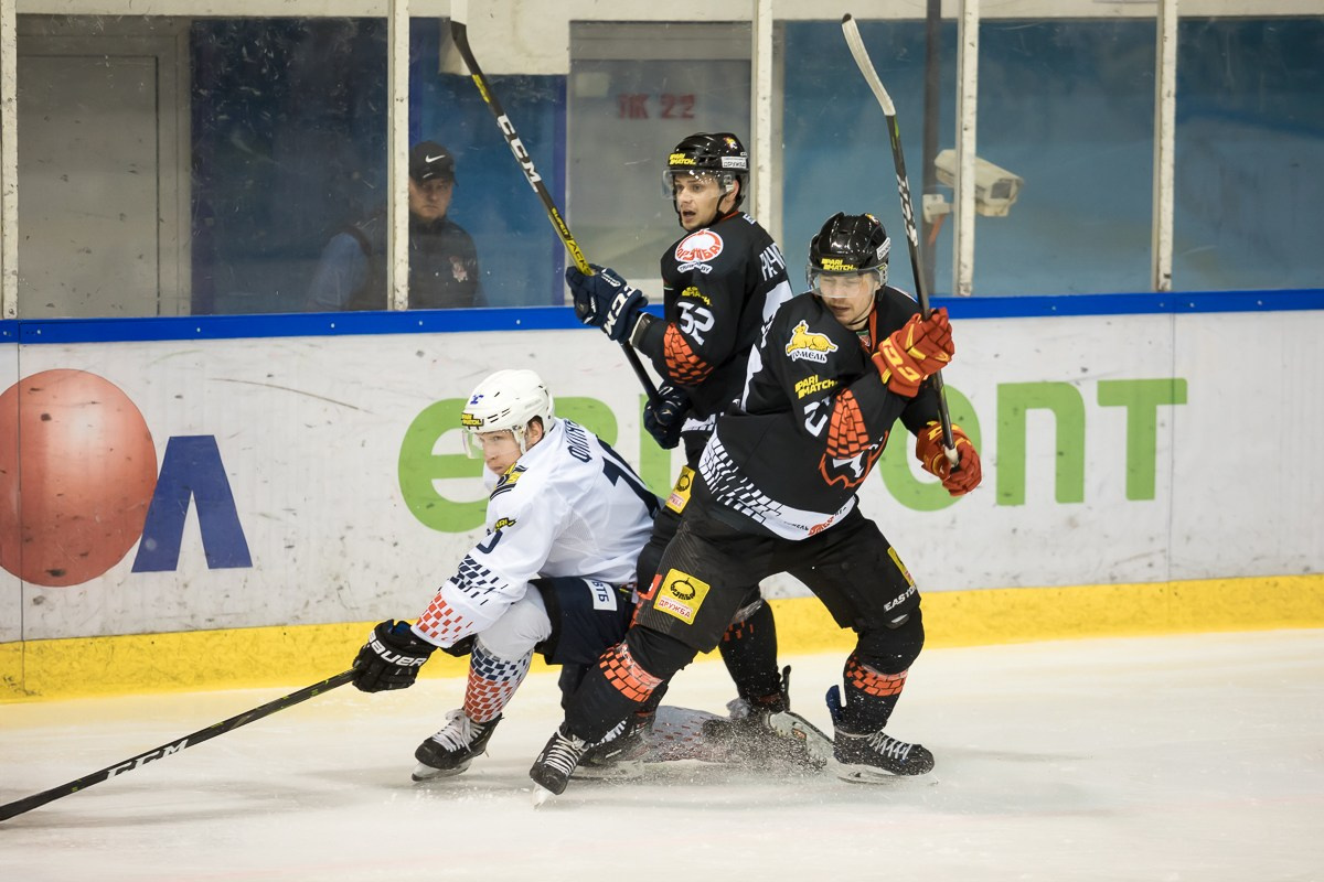 Reportage hockey photography. Sports photographer