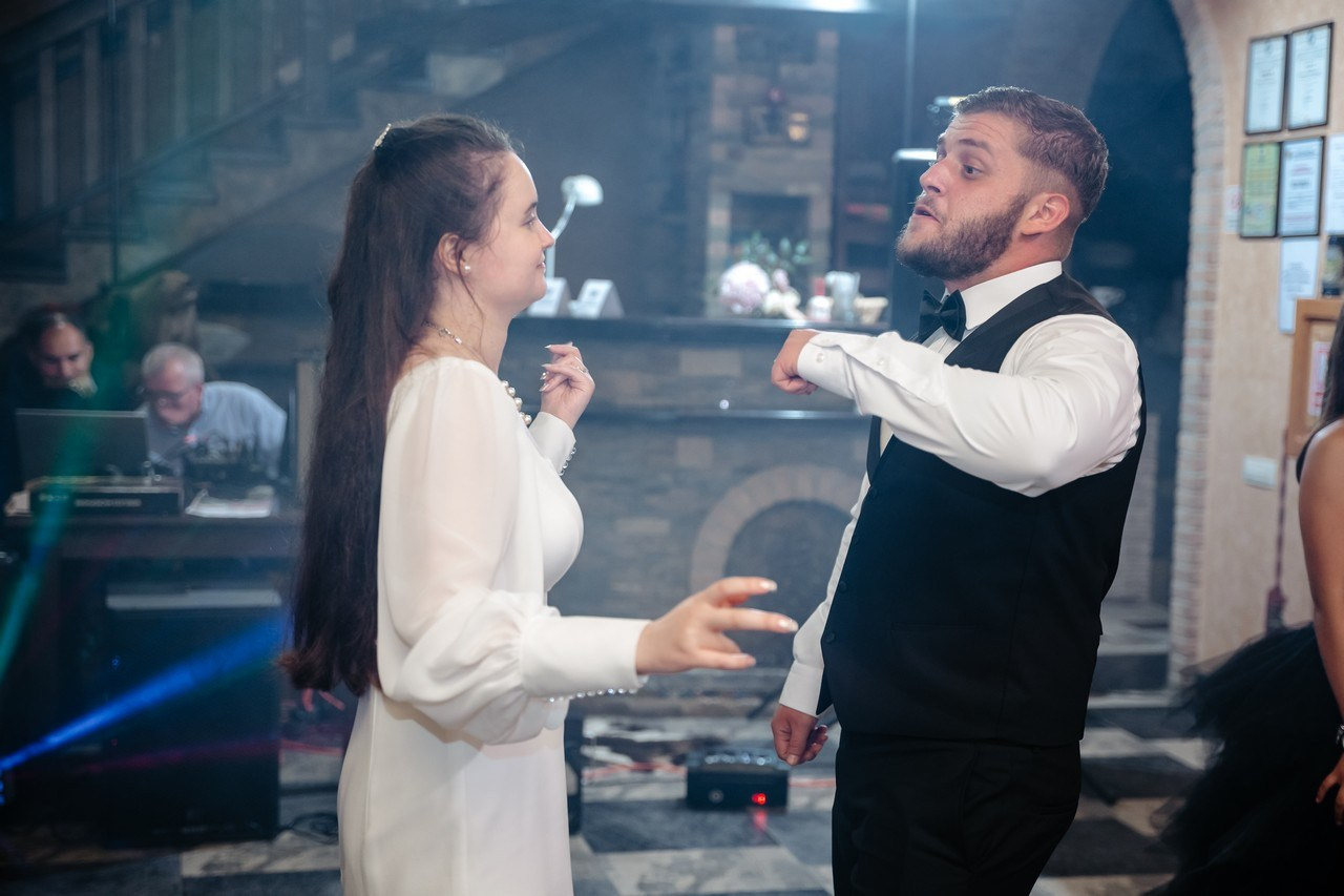 Ana Maria si Cristian by Fotograf nunta Neamt — Eduard Schiopu