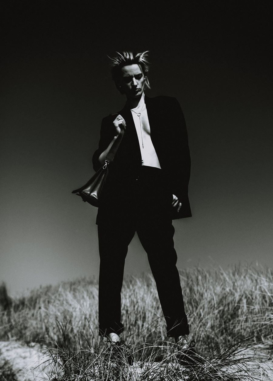 Pro model - shoot for a bag brand - MAGLONE