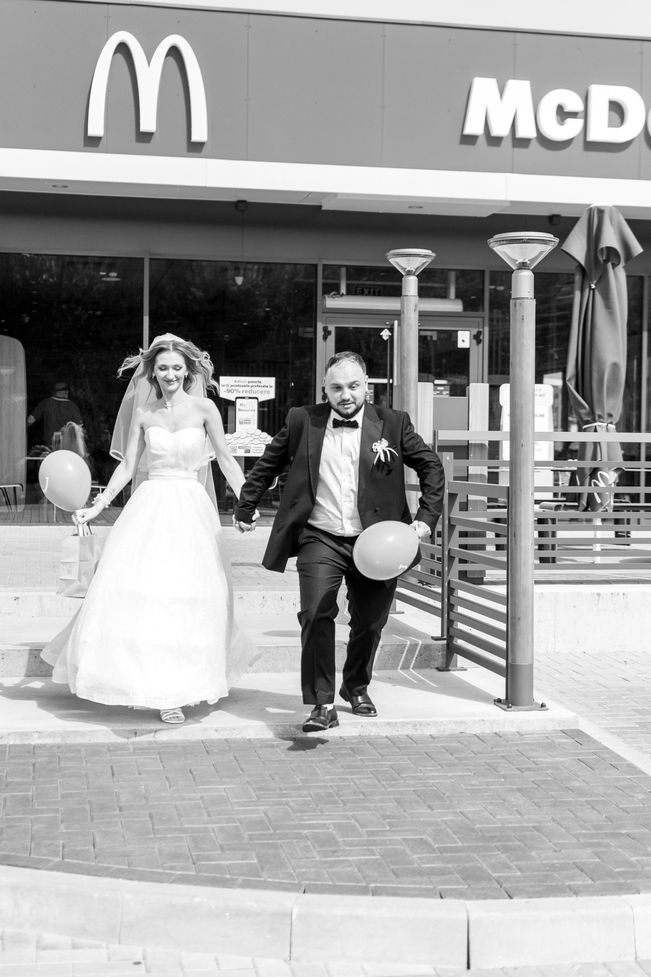 Праздники / семейные фото / свадьбы / свадебные фотосеты / репортажная съёмка