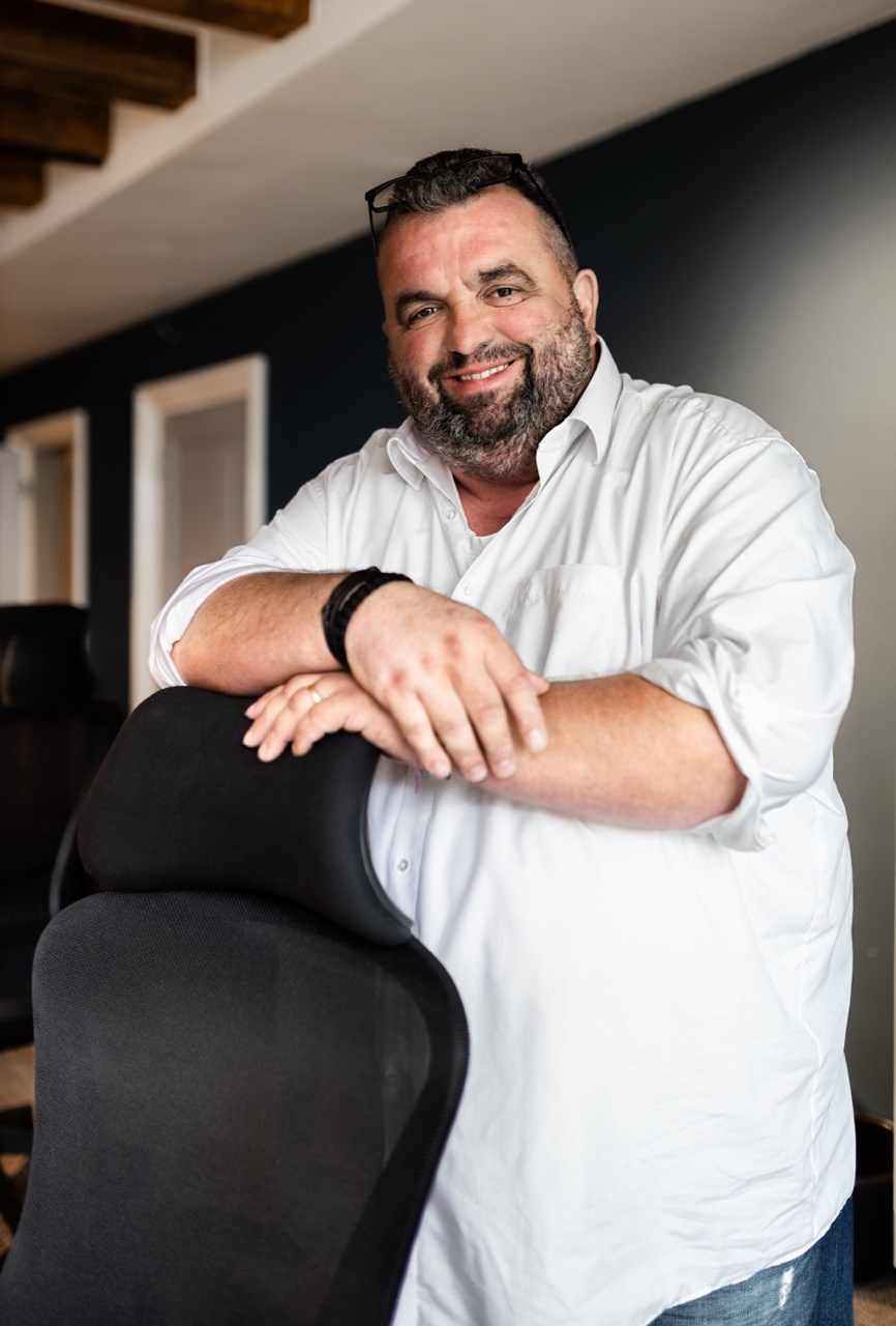 Dana Lišková - Portrait and brand photographer Prague - Business portrait Prague - Brand photo Prague - Business and corporate portrait Prague - Corporate photography Prague