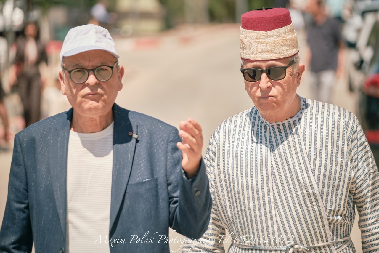 Feedback. Middle East Photo Agency צלם & מגנטים צלם מקסים פולק