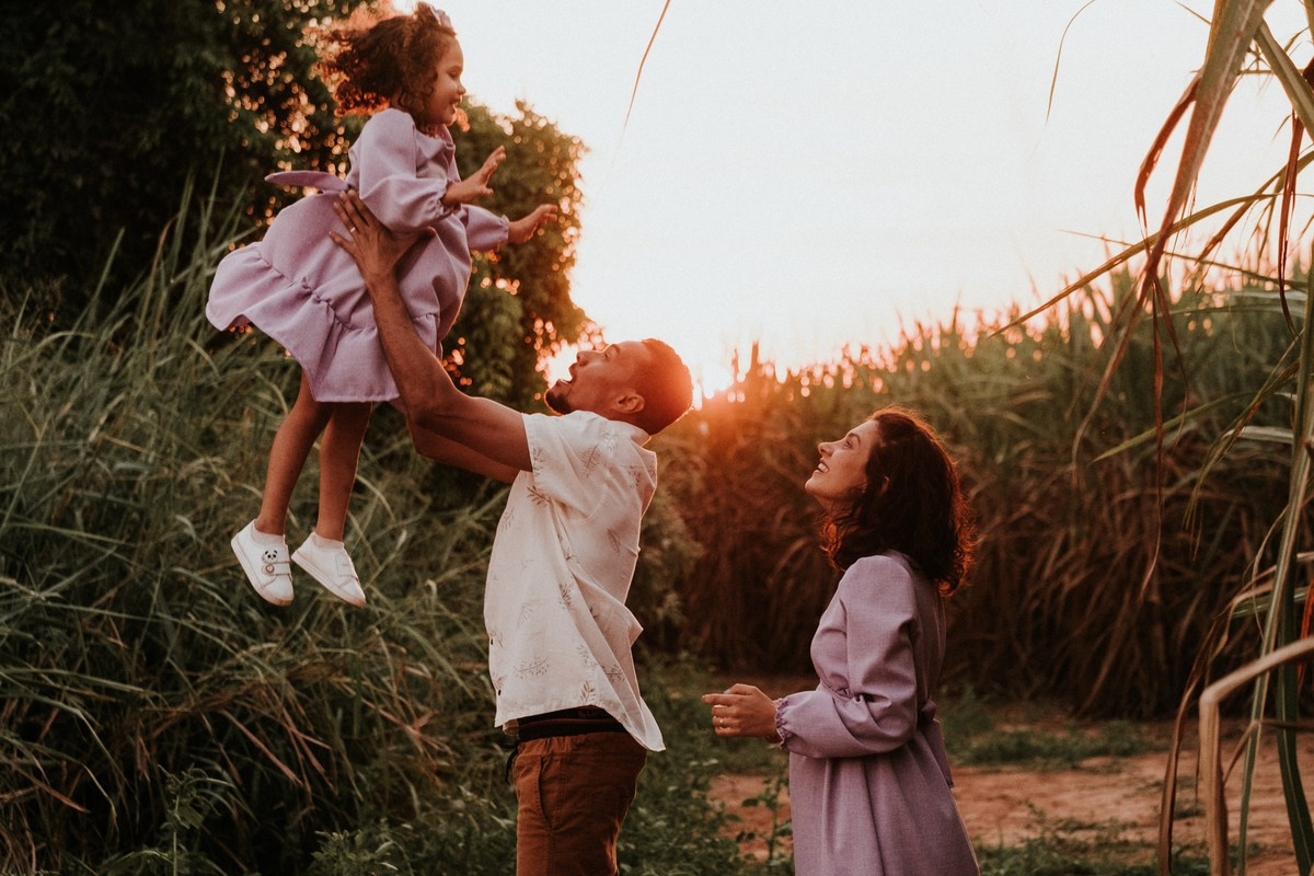 Jeyce, Tiago, Alice e Olívia (no forninho). Fotógrafa de Eventos em São Paulo e Sorocaba Kika Damasceno