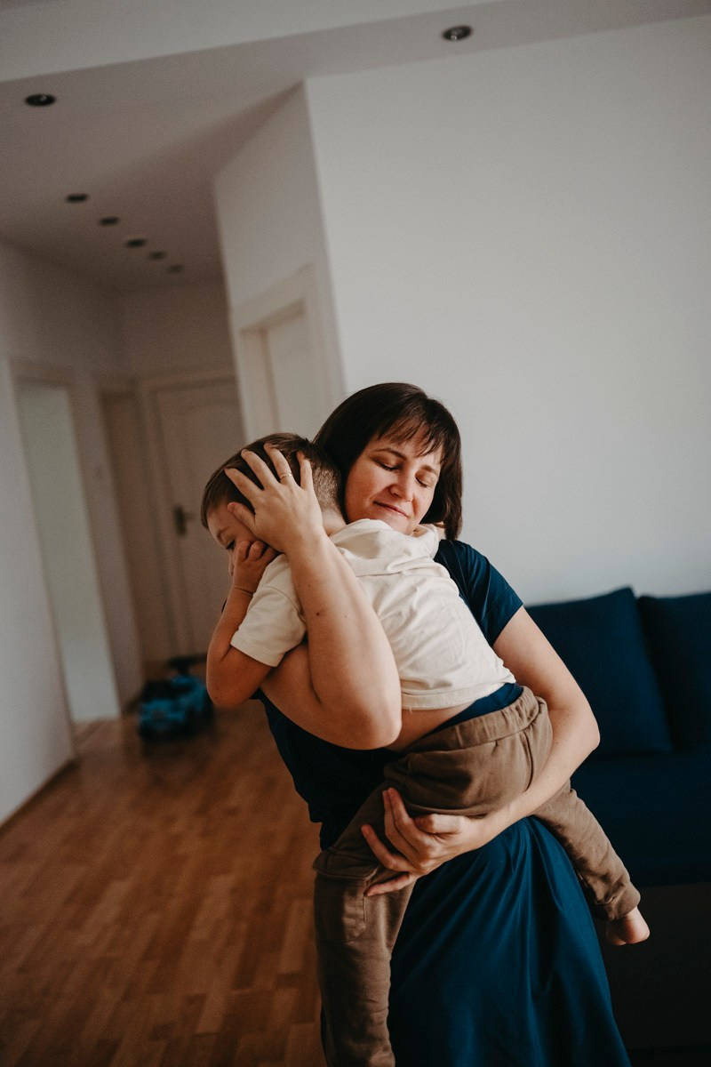 Porodicno fotografisanje kod kuce — Andjela, Lazar, Janko i Mihajlo. Deciji i porodicni fotograf u Beogradu Oksana Skendzic