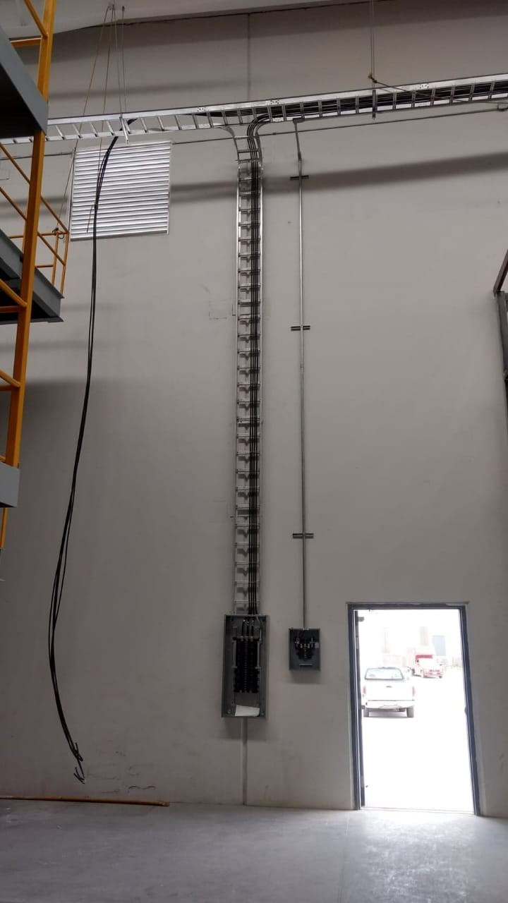Instalación eléctrica Industrial. Grupo DECOCO