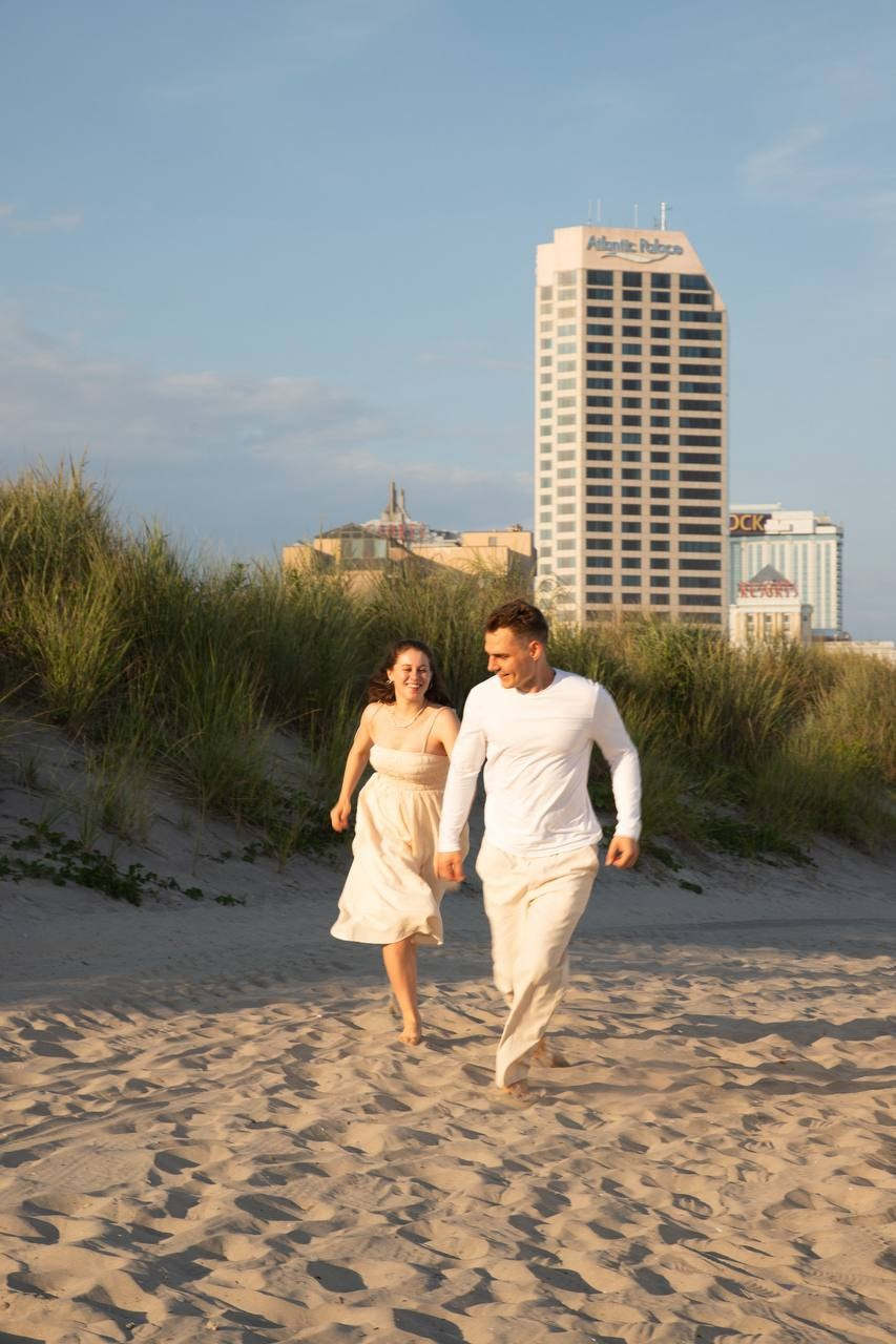 Beach pre wedding. Wedding Photographer & Videographer