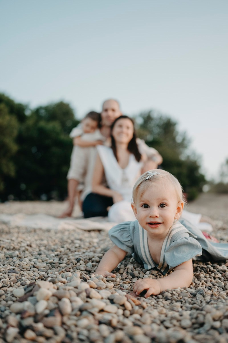 Panici / porodicno fotografisanje napolju. Deciji i porodicni fotograf u Beogradu Oksana Skendzic