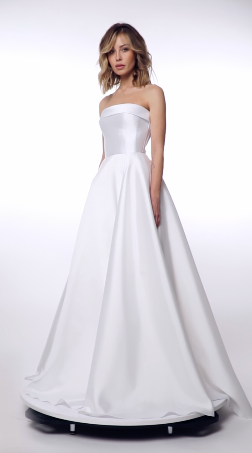 By designer Vadim Margolin. Ellstudio film production