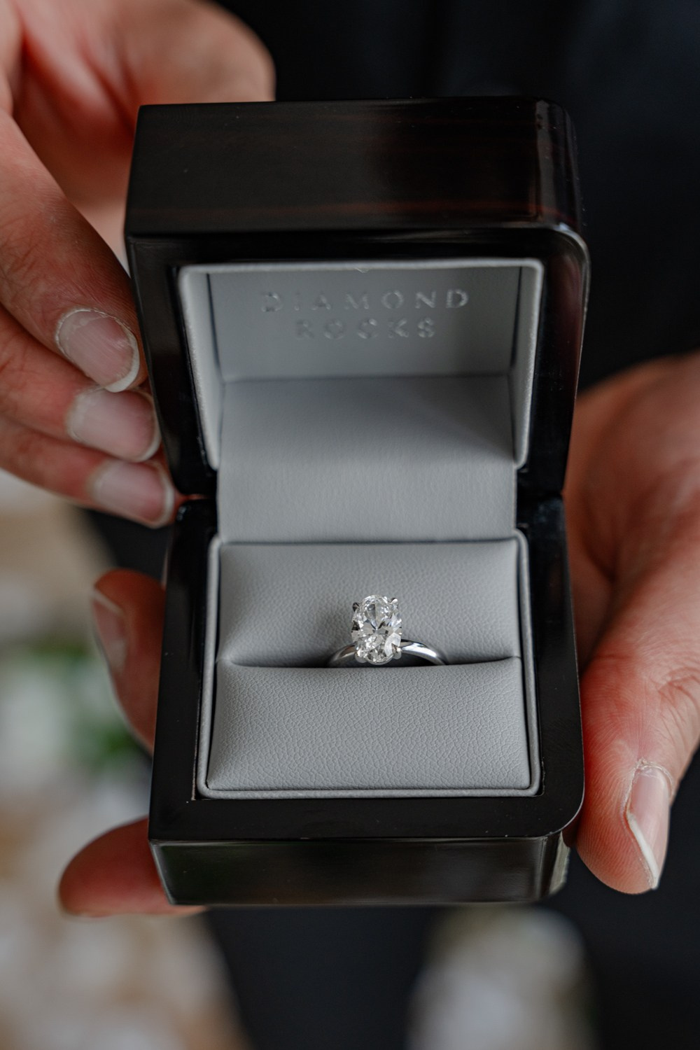 Proposal Cheval Three Quays. Tonya Kyrylenko photographer in London