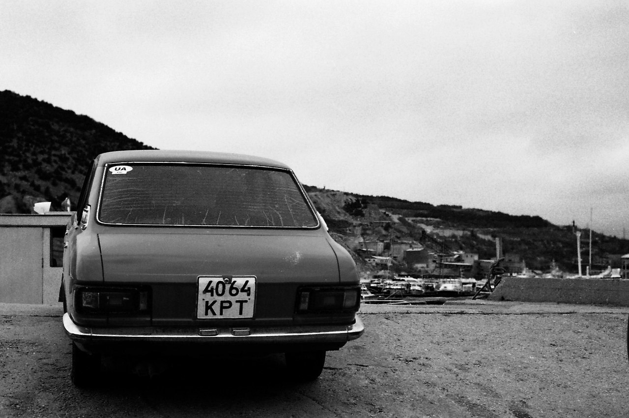 Wanderlust. Personal and fashion photography for brands and modeling agencies. Warsaw, Europe. Yaroslav Storchak