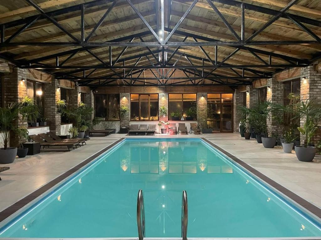 Schuchmann Wines Château, Villas & SPA. Главная