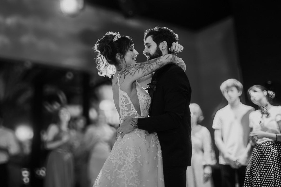 Cecília e João. Edu e Josi Fotografia de Casamento em Belo Horizonte | Fotos Naturais