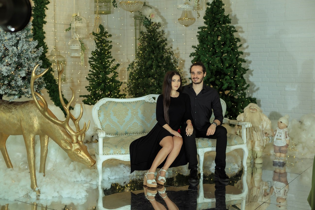 La Femme Studio Photography – Fotografie de maternitate, newborn și portret Constanta. Elena Mascan – Fotograf newborn, maternitate, portret, smash the cake & branding personal | La Femme Studio Photograpy|Constanţa