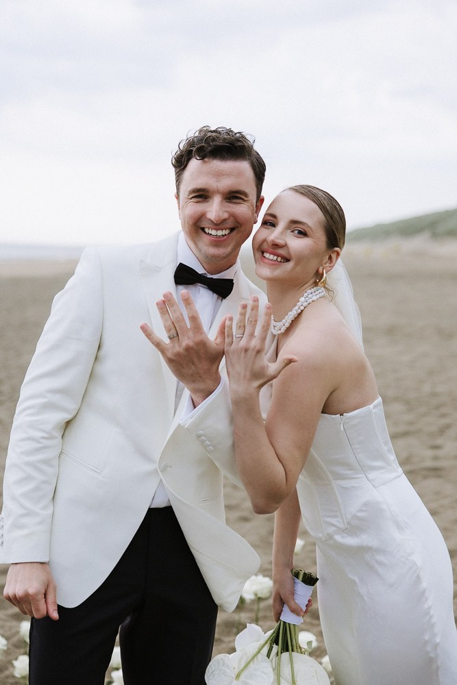 Anastasia & Alex (Freie Trauung am Meer in Holland - nur zu zweit). Hochzeitfotografin Düsseldorf, NRW Nadja Holzmann
