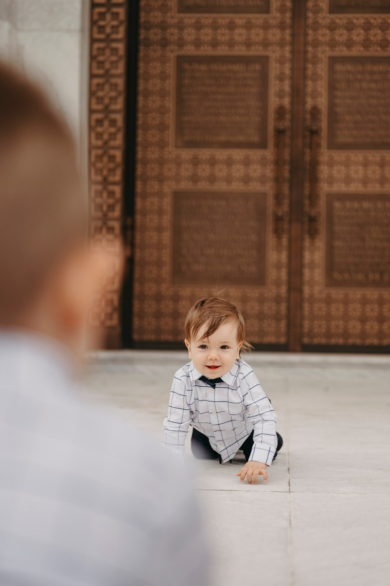Filipovo krstenje / Hram svetog Save. Deciji i porodicni fotograf u Beogradu Oksana Skendzic