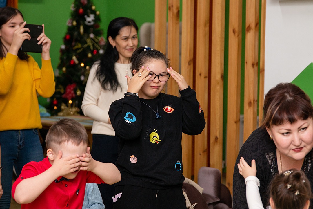 Новогодний праздник у солнечных деток. Svetlana Vidru Fotograf aus Speyer und Germersheim