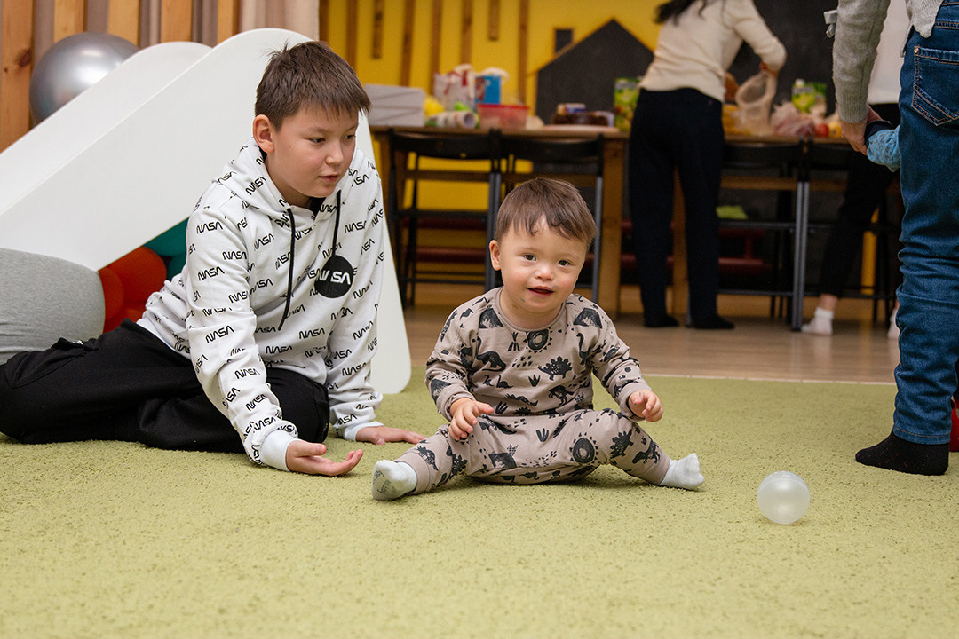 Новогодний праздник у солнечных деток. Svetlana Vidru Fotograf aus Speyer und Germersheim