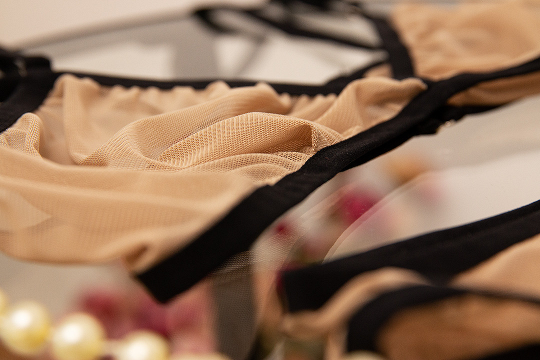 Produktfotografie für handgemachte Lingerie. Svetlana Vidru Fotograf aus Speyer und Germersheim