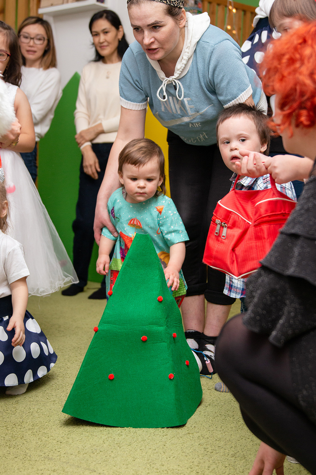 Новогодний праздник у солнечных деток. Svetlana Vidru Fotograf aus Speyer und Germersheim