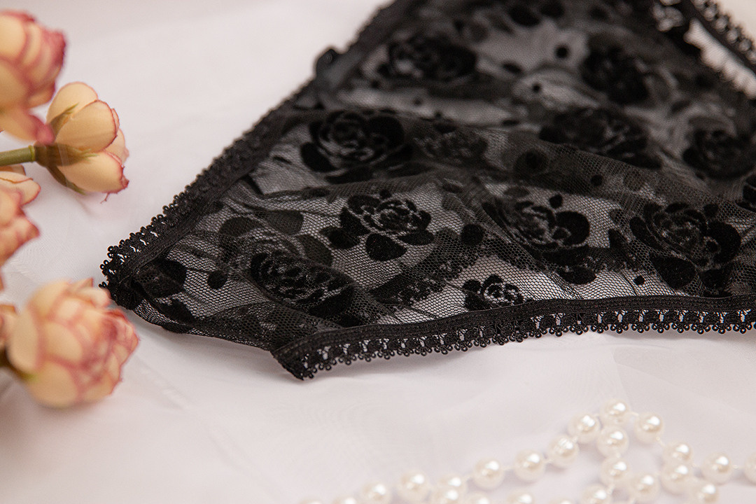 Produktfotografie für handgemachte Lingerie. Svetlana Vidru Fotograf aus Speyer und Germersheim